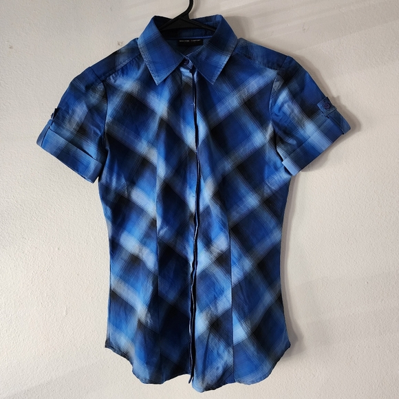 NEW YORK & CO Blue Button Down Blouse Short Three Quarter Long Sleeve Size XS - Picture 6 of 17